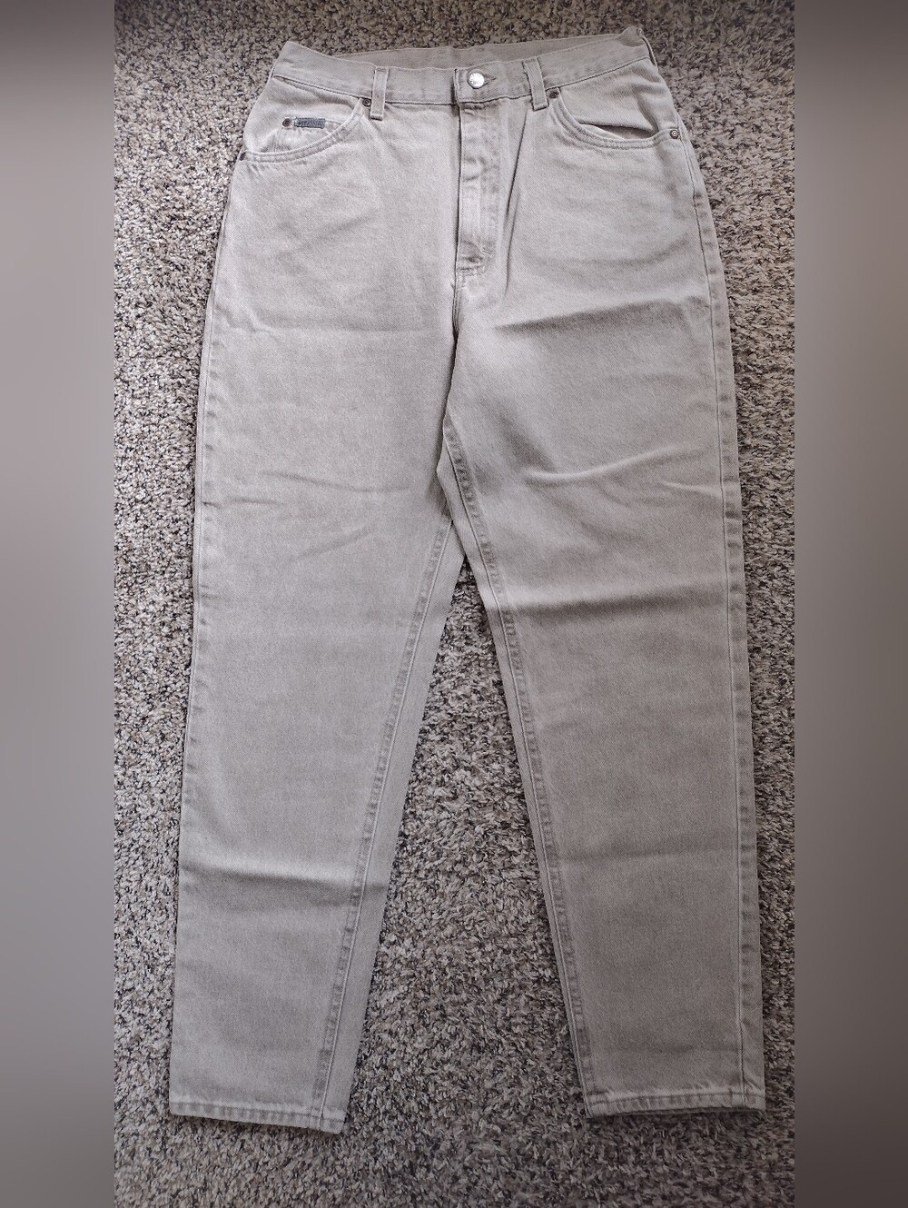 Vintage 90's Lee Women’s High-Rise Straight Jeans in Light Gray